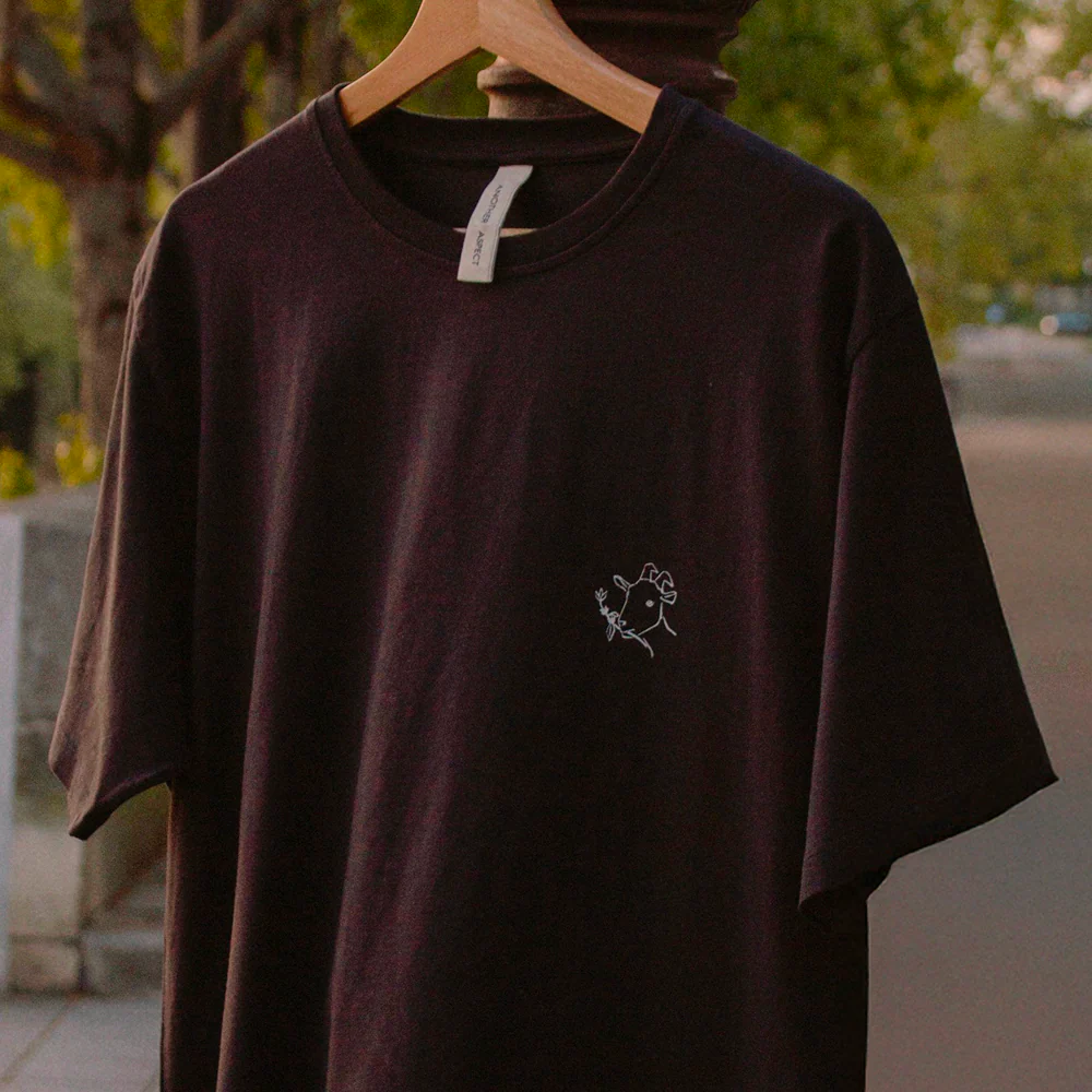 La Cabra T-shirt - Black - Image 3